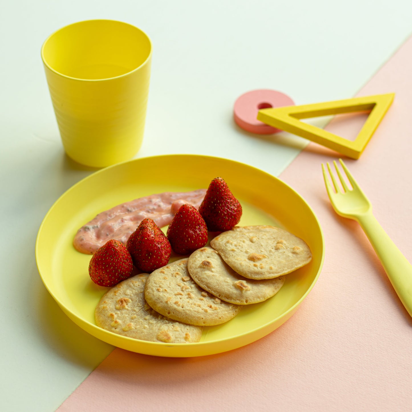 Pancake with Seasonal Fruits